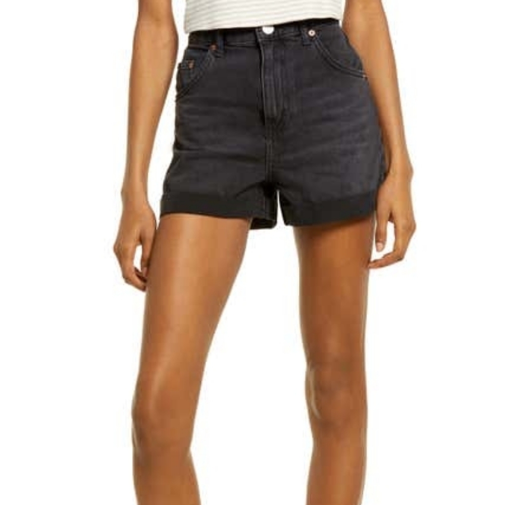 BDG Black High Waisted Rolled Hem Mom Jean Shorts Urban Outfitters Waist 30